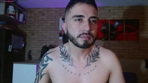 Snapshot of dave_wolf7 chatting on March 18, 6:16 am Dave Wolf online show from March 18, 6:16 am