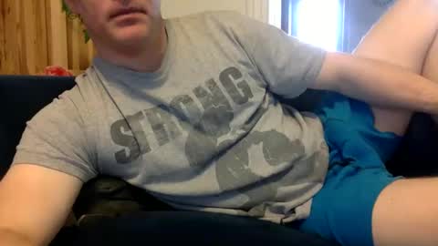 Snapshot of daveb709709709 chatting on December 22, 5:43 pm daveb709709709 online show from December 22, 5:43 pm