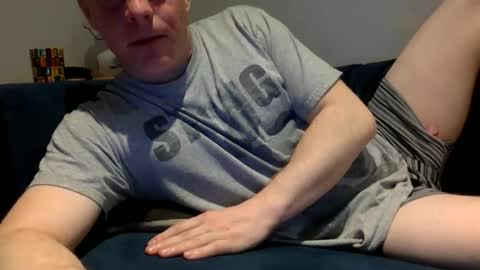 Snapshot of daveb709709709 chatting on February 9, 2:37 am daveb709709709 online show from February 9, 2:37 am