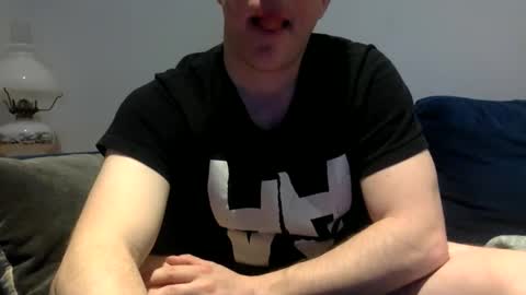Snapshot of daveb709709709 chatting on March 25, 1:44 am daveb709709709 online show from March 25, 1:44 am
