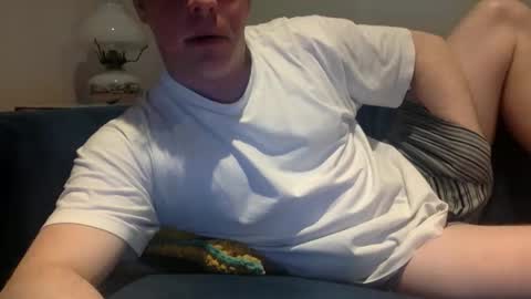 Snapshot of daveb709709709 chatting on April 19, 1:38 am daveb709709709 online show from April 19, 1:38 am