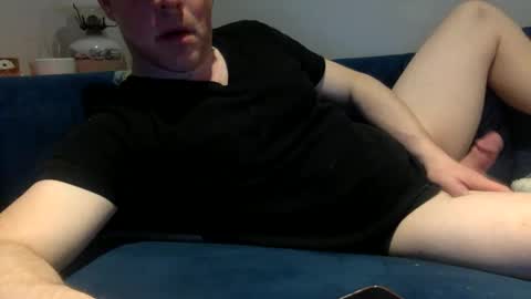 Snapshot of daveb709709709 chatting on April 21, 2:51 am daveb709709709 online show from April 21, 2:51 am