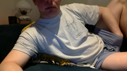 Snapshot of daveb709709709 chatting on April 22, 1:52 am daveb709709709 online show from April 22, 1:52 am