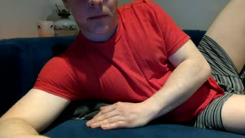 Snapshot of daveb709709709 chatting on April 28, 2:27 am daveb709709709 online show from April 28, 2:27 am