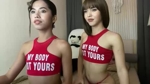 Snapshot of daveboyyy chatting on November 5, 6:52 pm Scarlet thesexiest online show from November 5, 6:52 pm