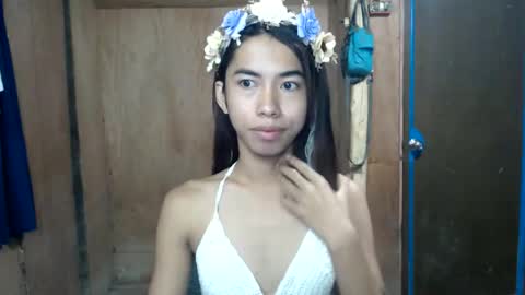 Snapshot of daveboyyy chatting on March 17, 9:18 pm Scarlet thesexiest online show from March 17, 9:18 pm