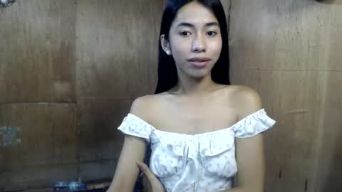 Snapshot of daveboyyy chatting on April 15, 3:19 pm Scarlet thesexiest online show from April 15, 3:19 pm
