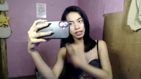 Snapshot of daveboyyy chatting on April 22, 7:37 pm Scarlet thesexiest online show from April 22, 7:37 pm
