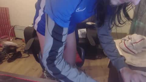 dave online show from December 23, 2:53 am