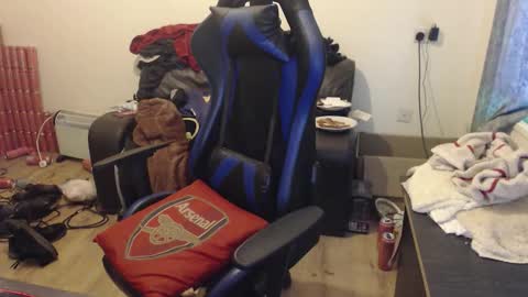 dave online show from January 12, 8:30 am