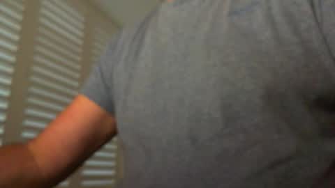 davesu12345 online show from October 20, 6:25 am