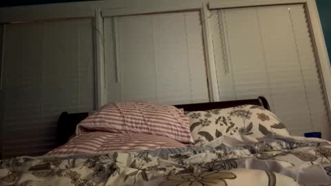 davezzie123456 online show from April 11, 3:55 am