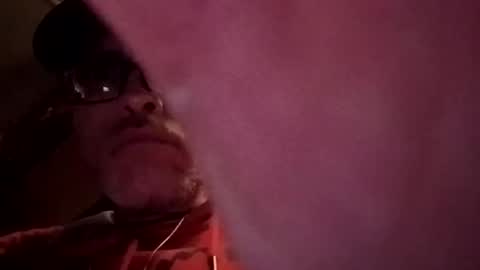 Snapshot of david3031438 chatting on January 6, 1:42 am David1438 online show from January 6, 1:42 am