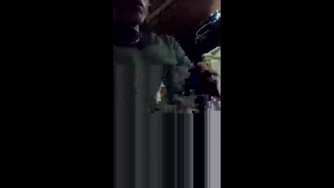 Snapshot of david3031438 chatting on March 24, 1:32 am David1438 online show from March 24, 1:32 am