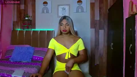 Snapshot of david778302 chatting on February 19, 11:56 pm Noha online show from February 19, 11:56 pm