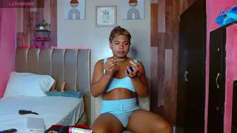 Snapshot of david778302 chatting on February 22, 5:55 pm Noha online show from February 22, 5:55 pm