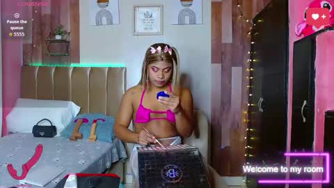 Snapshot of david778302 chatting on March 13, 10:22 am Noha online show from March 13, 10:22 am