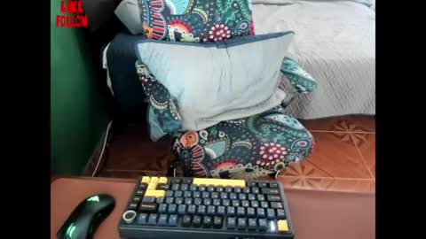 David online show from April 2, 7:33 pm