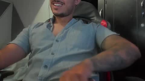 Snapshot of david__ox chatting on August 2, 9:46 pm david__ox online show from August 2, 9:46 pm