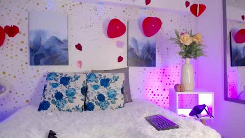 Snapshot of david_banks_ chatting on February 22, 12:36 pm David online show from February 22, 12:36 pm