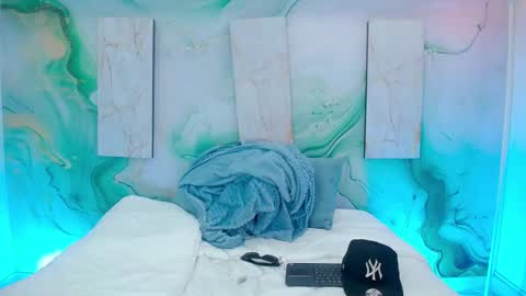 Snapshot of david_banks_ chatting on March 15, 12:44 pm David online show from March 15, 12:44 pm