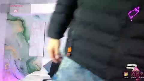 Snapshot of david_banks_ chatting on March 19, 12:53 pm David online show from March 19, 12:53 pm