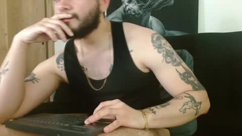 Twitter davidsanctum online show from October 20, 10:54 pm