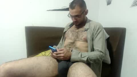 Snapshot of david_hot12 chatting on January 21, 3:59 am david online show from January 21, 3:59 am