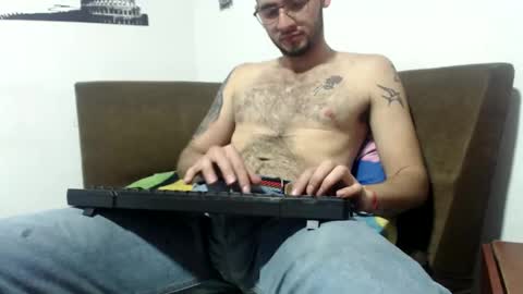 Snapshot of david_hot12 chatting on January 30, 3:55 am david online show from January 30, 3:55 am