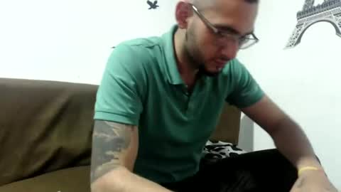 Snapshot of david_hot12 chatting on February 4, 3:22 am david online show from February 4, 3:22 am