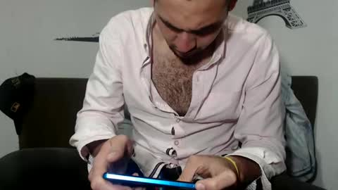 Snapshot of david_hot12 chatting on February 13, 4:22 am david online show from February 13, 4:22 am