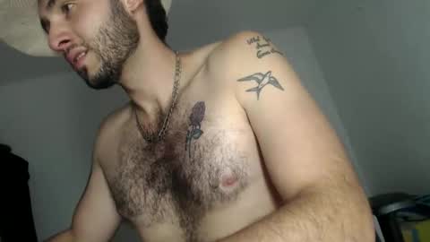 Snapshot of david_hot12 chatting on February 6, 8:23 pm david online show from February 6, 8:23 pm