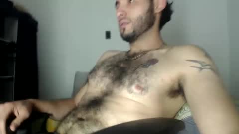 Snapshot of david_hot12 chatting on February 7, 7:28 pm david online show from February 7, 7:28 pm