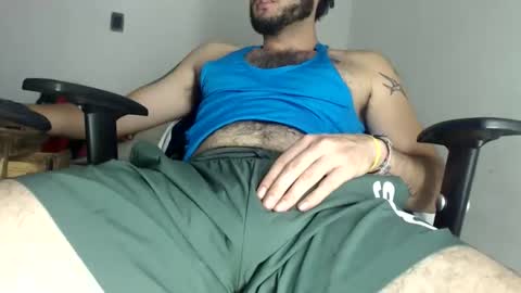 Snapshot of david_hot12 chatting on March 3, 4:46 pm david online show from March 3, 4:46 pm