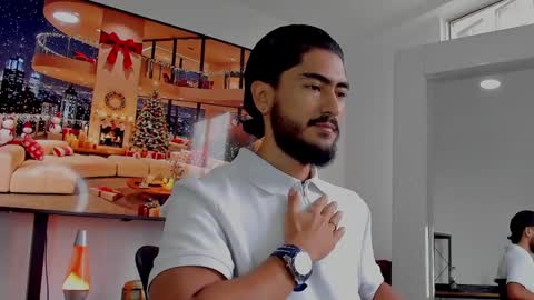 Hey im David that loves to explore and speak their fantasies. Very open talktative and nice. Feel free to chat with me online show from December 21, 1:42 pm