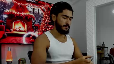 Hey im David that loves to explore and speak their fantasies. Very open talktative and nice. Feel free to chat with me online show from December 26, 11:21 am