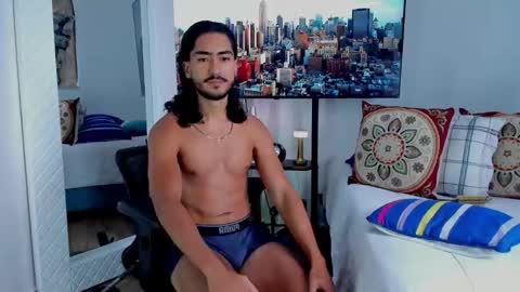Snapshot of david_johnson372 chatting on February 26, 12:48 pm Hey im David that loves to explore and speak their fantasies. Very open talktative and nice. Feel free to chat with me online show from February 26, 12:48 pm