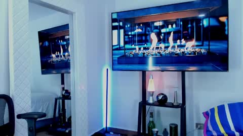 Hey im David that loves to explore and speak their fantasies. Very open talktative and nice. Feel free to chat with me online show from May 13, 10:56 am