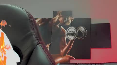 Snapshot of david_jons7 chatting on January 6, 1:53 am David Jons online show from January 6, 1:53 am