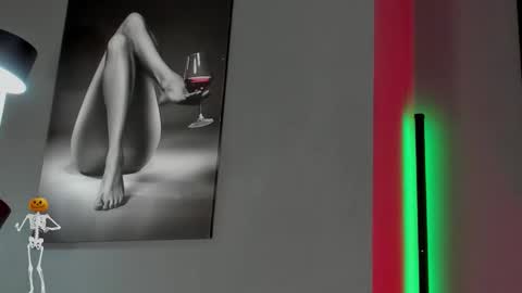 Snapshot of david_jons7 chatting on October 31, 4:02 am David Jons online show from October 31, 4:02 am