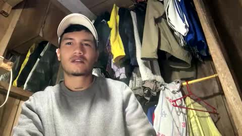 Snapshot of david_miuller chatting on May 10, 9:47 am david_miuller online show from May 10, 9:47 am