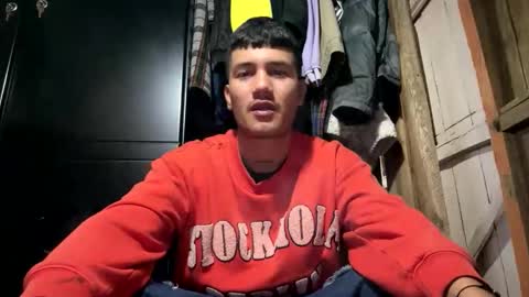 Snapshot of david_miuller chatting on June 1, 3:52 am david_miuller online show from June 1, 3:52 am