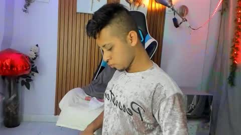 david_niet online show from September 19, 6:30 pm