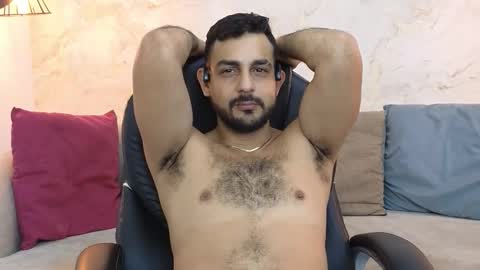 JF oliveira online show from September 9, 1:43 pm