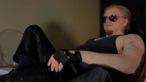Vincente online show from May 13, 8:38 pm
