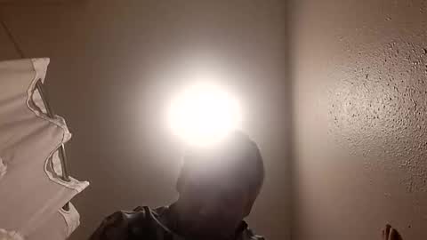 Snapshot of david_stone1969 chatting on March 25, 1:28 pm david_stone1969 online show from March 25, 1:28 pm