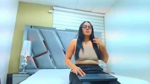 david_victoriaa online show from March 14, 12:54 pm