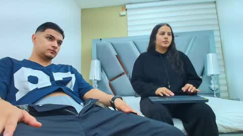 david_victoriaa online show from April 25, 11:46 am
