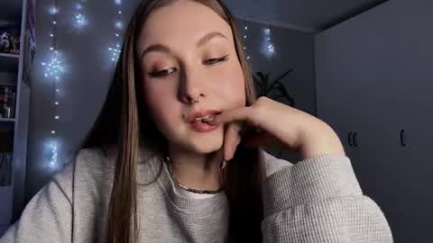 Sally online show from March 29, 3:23 pm