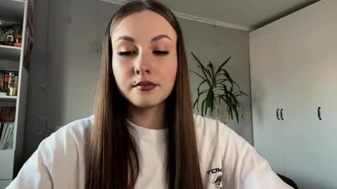 Sally online show from April 3, 6:44 am